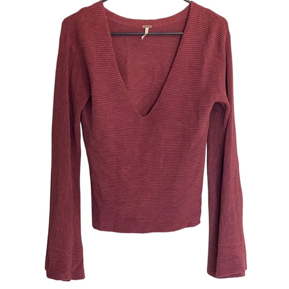 Free People XS Ribbed Bell Sleeve V- Neck Sweater Top Burgundy - Picture 2 of 7